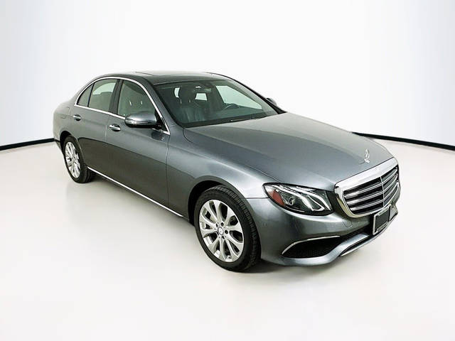 2017 Mercedes-Benz E-Class E 300 Luxury AWD photo