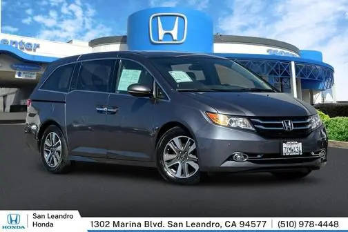 2017 Honda Odyssey Touring Elite FWD photo