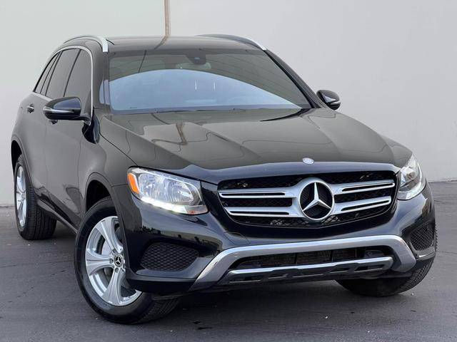 2017 Mercedes-Benz GLC-Class GLC 300 AWD photo