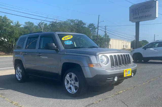 2016 Jeep Patriot Latitude 4WD photo