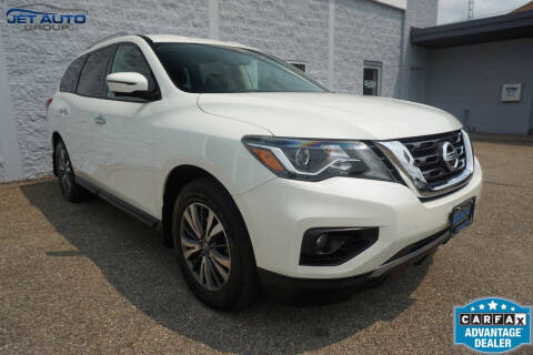 2017 Nissan Pathfinder SL 4WD photo