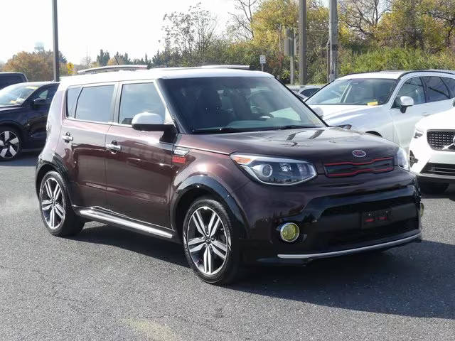 2017 Kia Soul + FWD photo