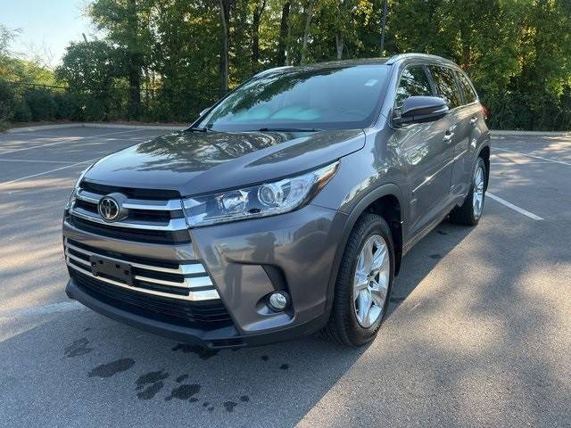 2017 Toyota Highlander Limited AWD photo