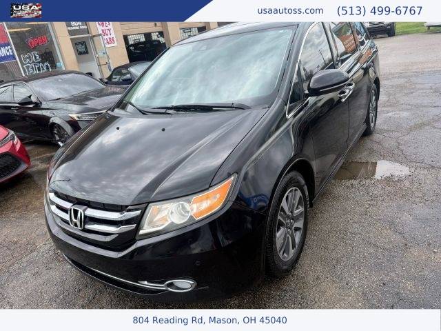 2017 Honda Odyssey Touring FWD photo