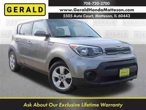 2017 Kia Soul Base FWD photo