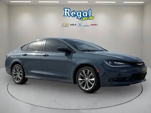 2015 Chrysler 200 S AWD photo