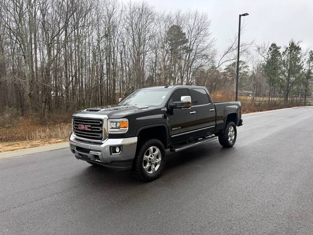 2017 GMC Sierra 2500HD SLT 4WD photo