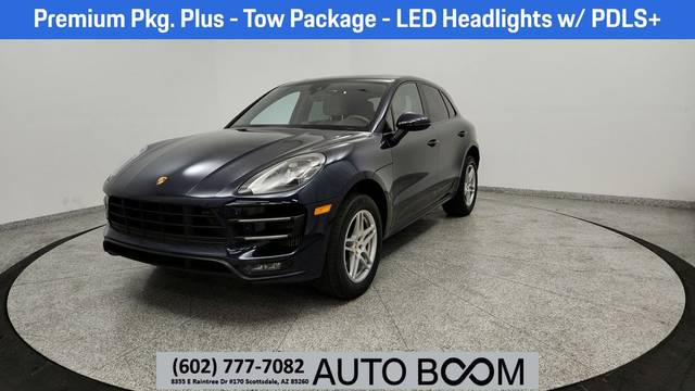 2017 Porsche Macan Turbo AWD photo