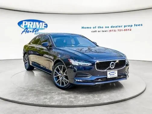 2017 Volvo S90 Momentum AWD photo