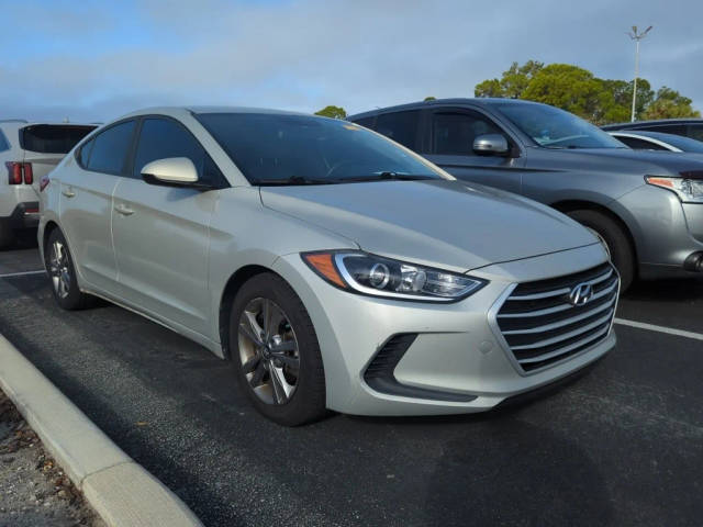 2017 Hyundai Elantra SE FWD photo