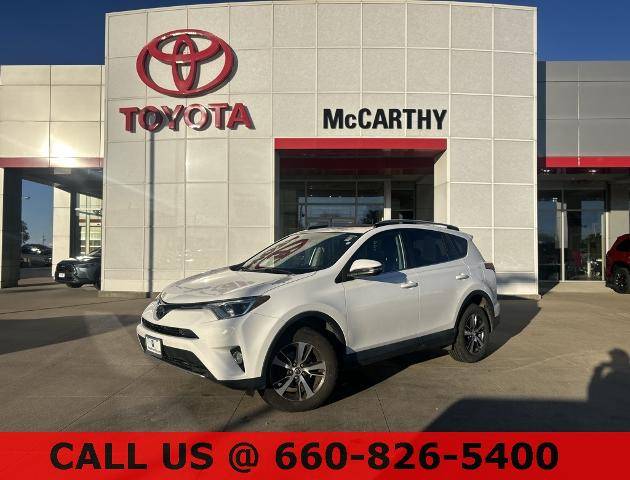 2017 Toyota RAV4 XLE AWD photo