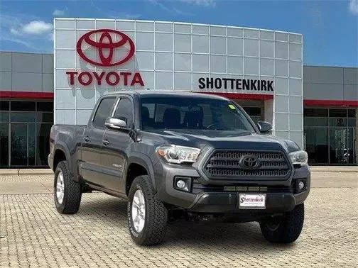 2017 Toyota Tacoma TRD Off Road 4WD photo