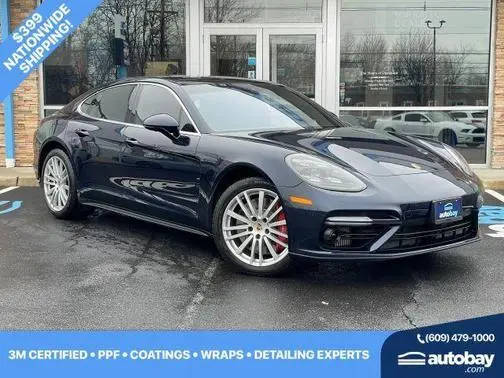 2017 Porsche Panamera Turbo AWD photo