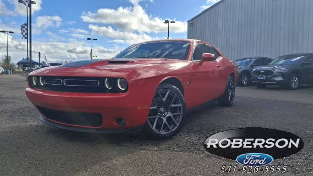 2017 Dodge Challenger R/T Plus RWD photo