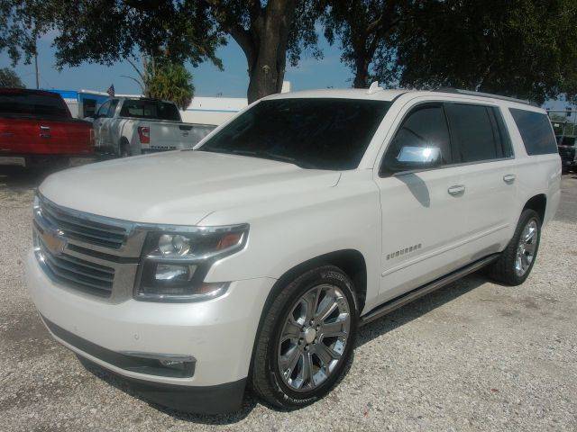 2017 Chevrolet Suburban Premier RWD photo