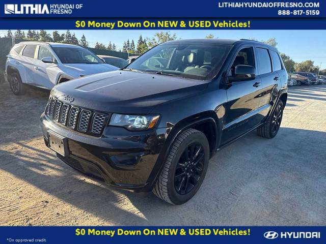2017 Jeep Grand Cherokee Altitude 4WD photo