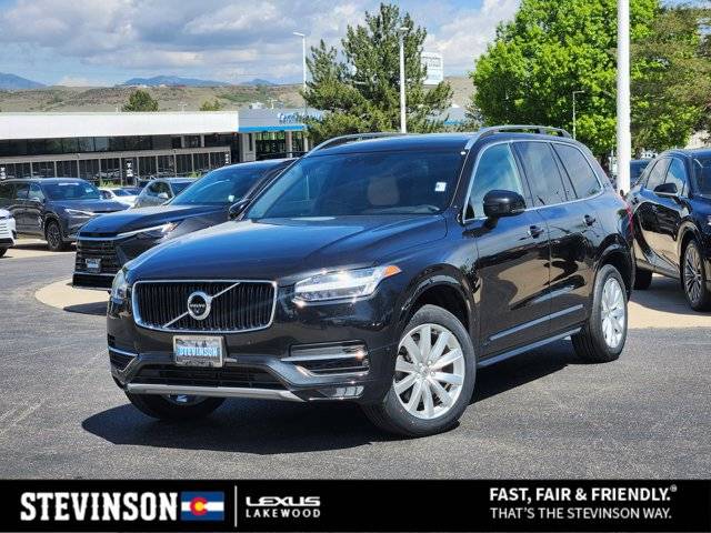 2017 Volvo XC90 Momentum AWD photo