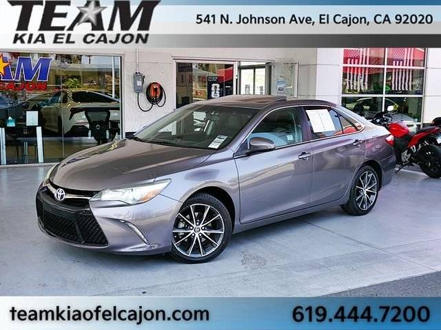 2017 Toyota Camry XSE FWD photo