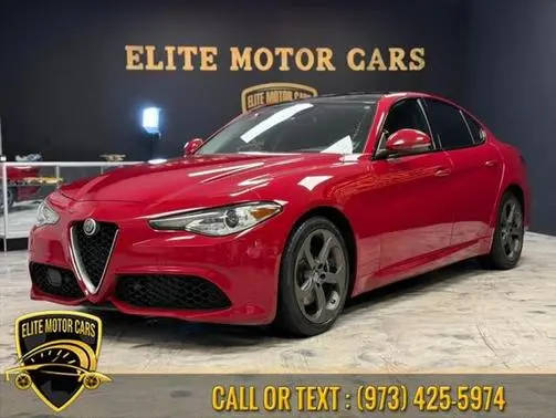 2017 Alfa Romeo Giulia  AWD photo