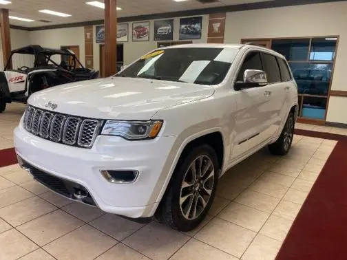 2017 Jeep Grand Cherokee Overland RWD photo