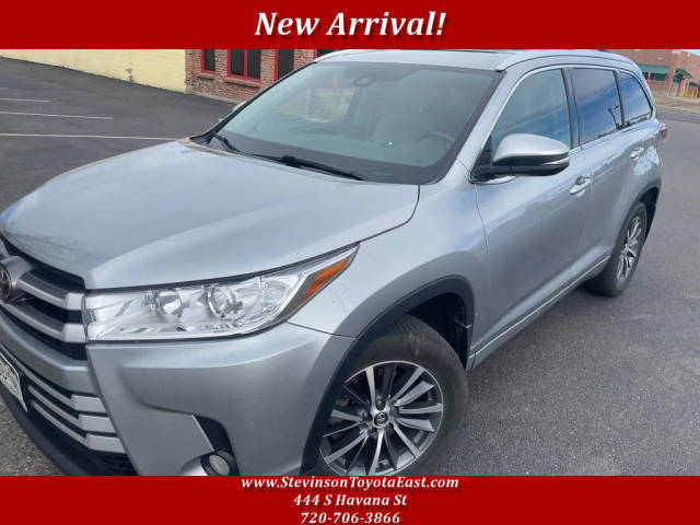 2017 Toyota Highlander XLE AWD photo