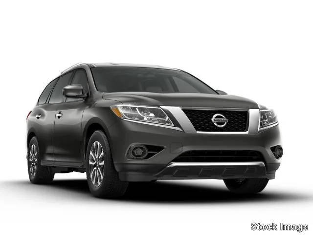 2017 Nissan Pathfinder SV 4WD photo