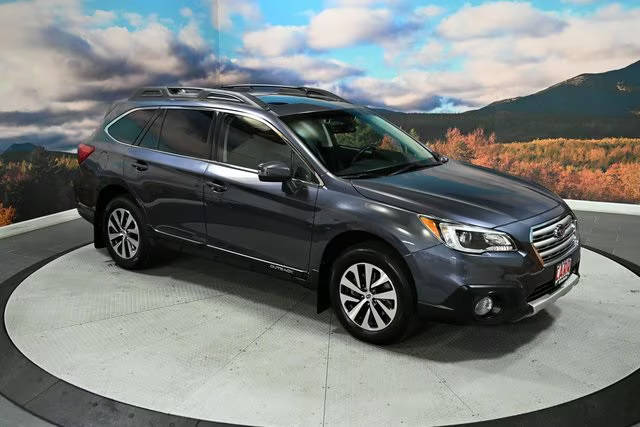 2017 Subaru Outback Limited AWD photo