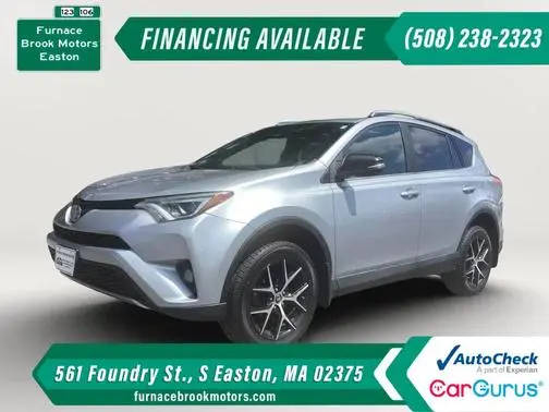 2017 Toyota RAV4 SE AWD photo