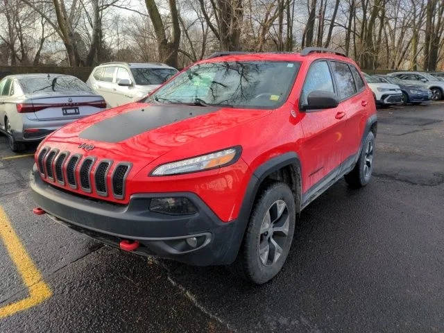 2017 Jeep Cherokee Trailhawk 4WD photo