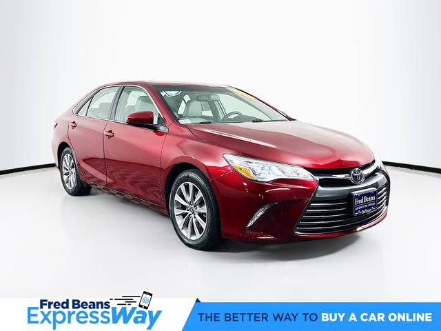 2017 Toyota Camry XLE V6 FWD photo