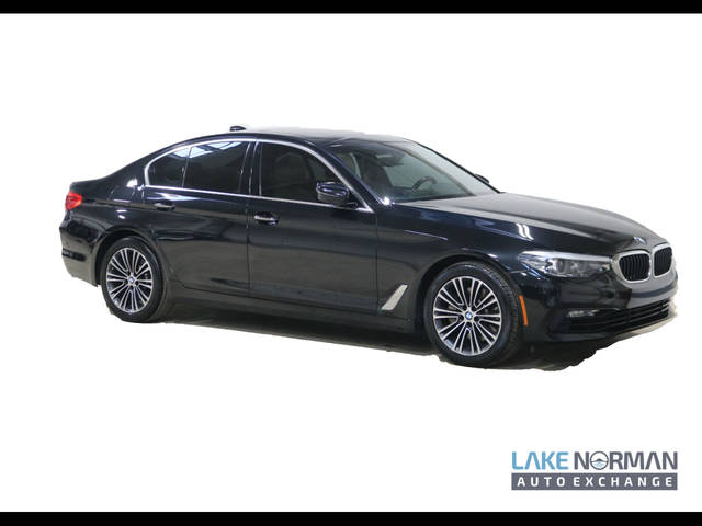 2017 BMW 5 Series 530i RWD photo