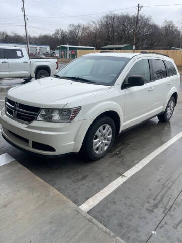 2017 Dodge Journey SE FWD photo