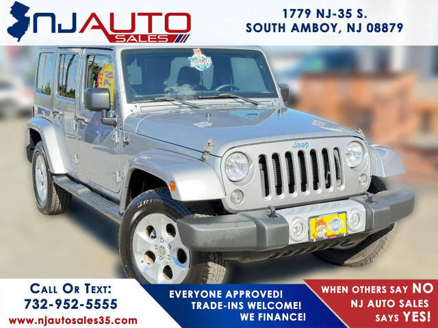 2015 Jeep Wrangler Unlimited Sahara 4WD photo