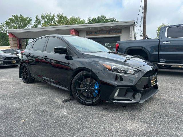 2017 Ford Focus RS AWD photo