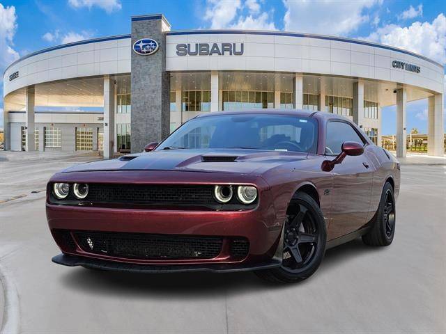 2017 Dodge Challenger R/T RWD photo