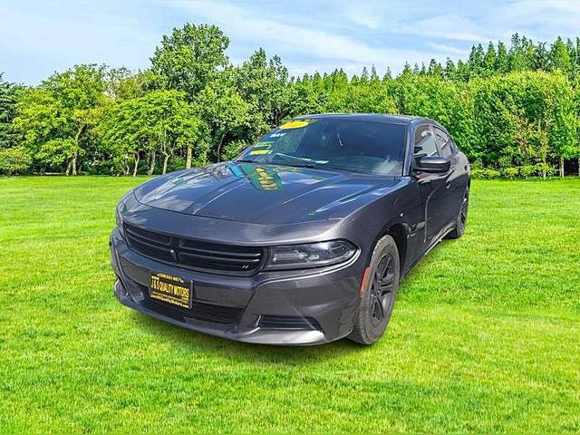 2017 Dodge Challenger SXT RWD photo