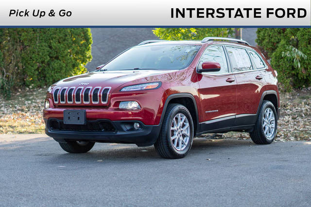 2017 Jeep Cherokee Latitude 4WD photo