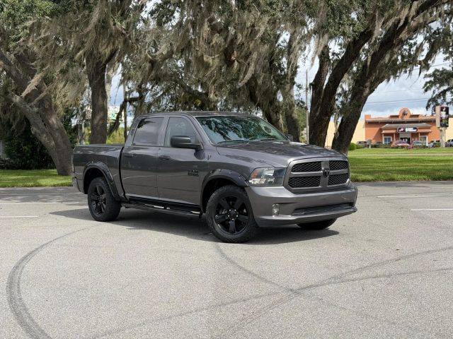 2017 Ram 1500 Express 4WD photo