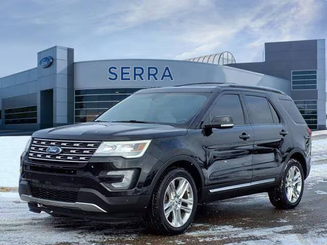 2017 Ford Explorer XLT 4WD photo