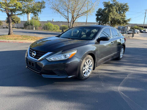 2017 Nissan Altima 2.5 S FWD photo