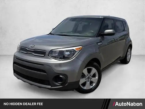 2017 Kia Soul Base FWD photo