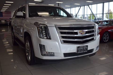 2017 Cadillac Escalade Luxury 4WD photo