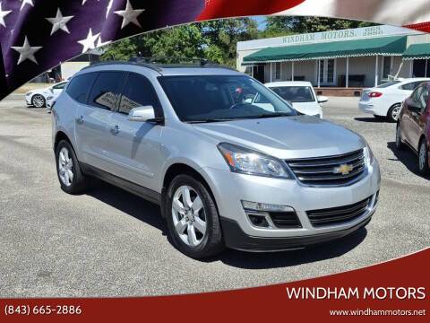 2017 Chevrolet Traverse LT FWD photo