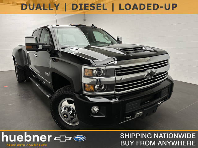 2017 Chevrolet Silverado 3500HD High Country 4WD photo