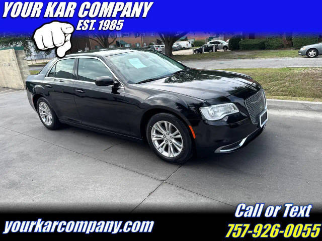 2017 Chrysler 300 Limited RWD photo