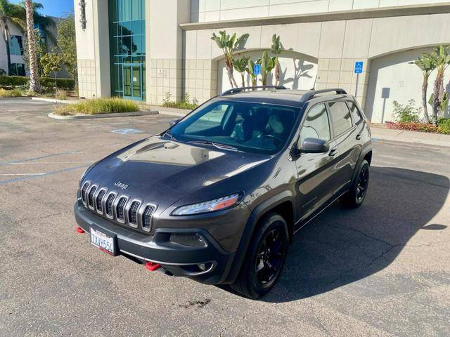 2017 Jeep Cherokee Trailhawk 4WD photo