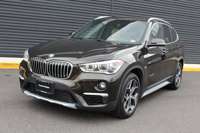 2017 BMW X1 xDrive28i AWD photo