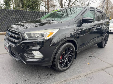 2017 Ford Escape Titanium 4WD photo