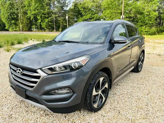 2017 Hyundai Tucson Sport FWD photo