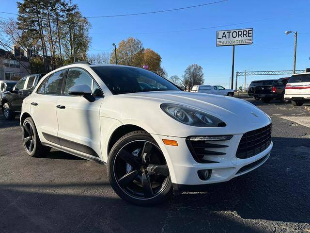 2017 Porsche Macan S AWD photo